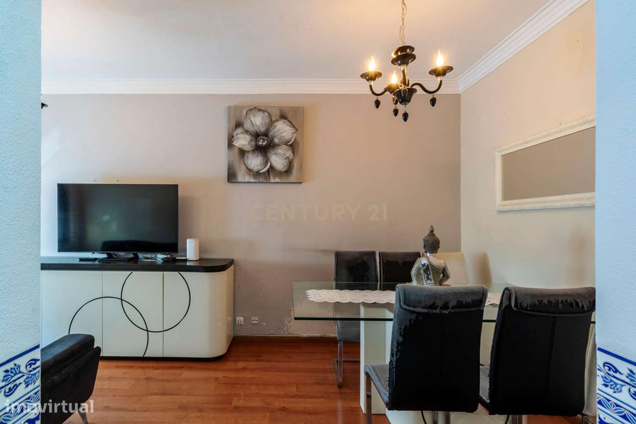 T2 com Potencial no Coração de Cacilhas Prático, Central e com o Charm - Grande imagem: 4/35