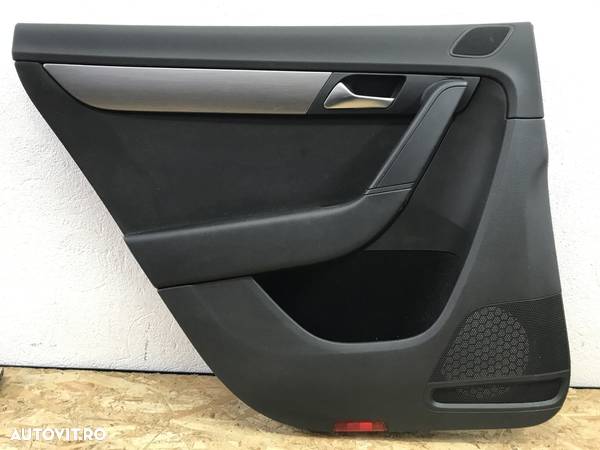 Panou tapiterie usa stanga spate VW Passat B7 2.0TDI - 1