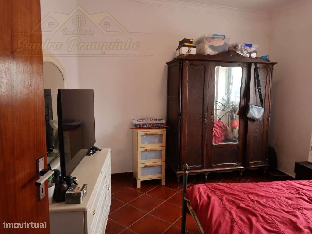 Apartamento T2 com terraço-8