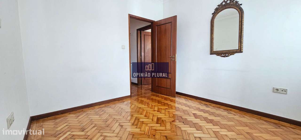 Moradia Tipologia T5 Independente com Conforto e Privacidade-17