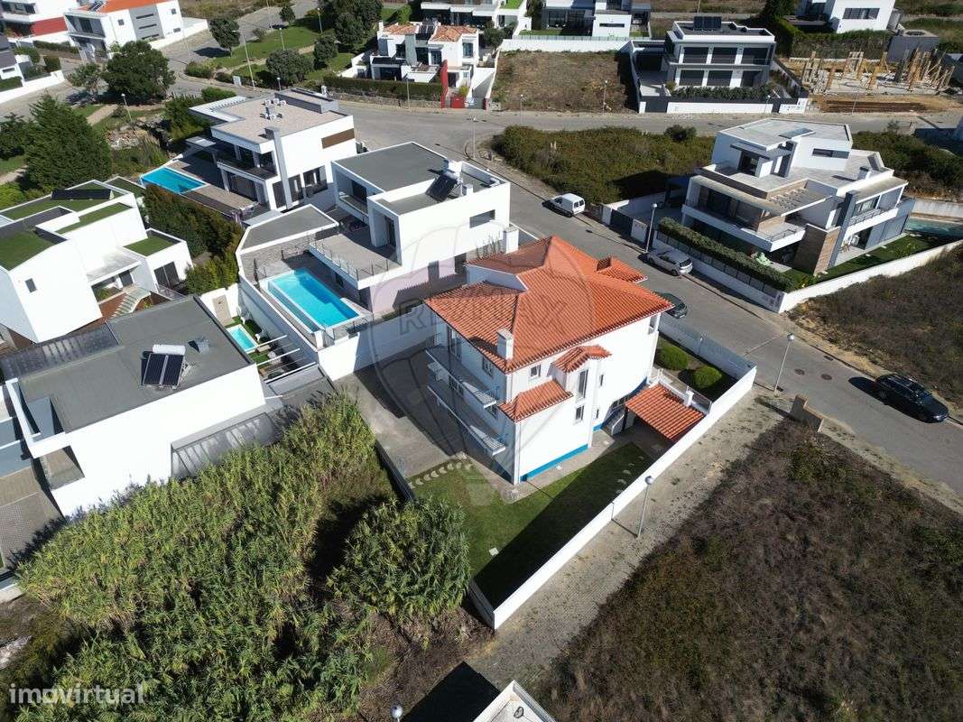 Moradia T4 para venda - Grande imagem: 4/33