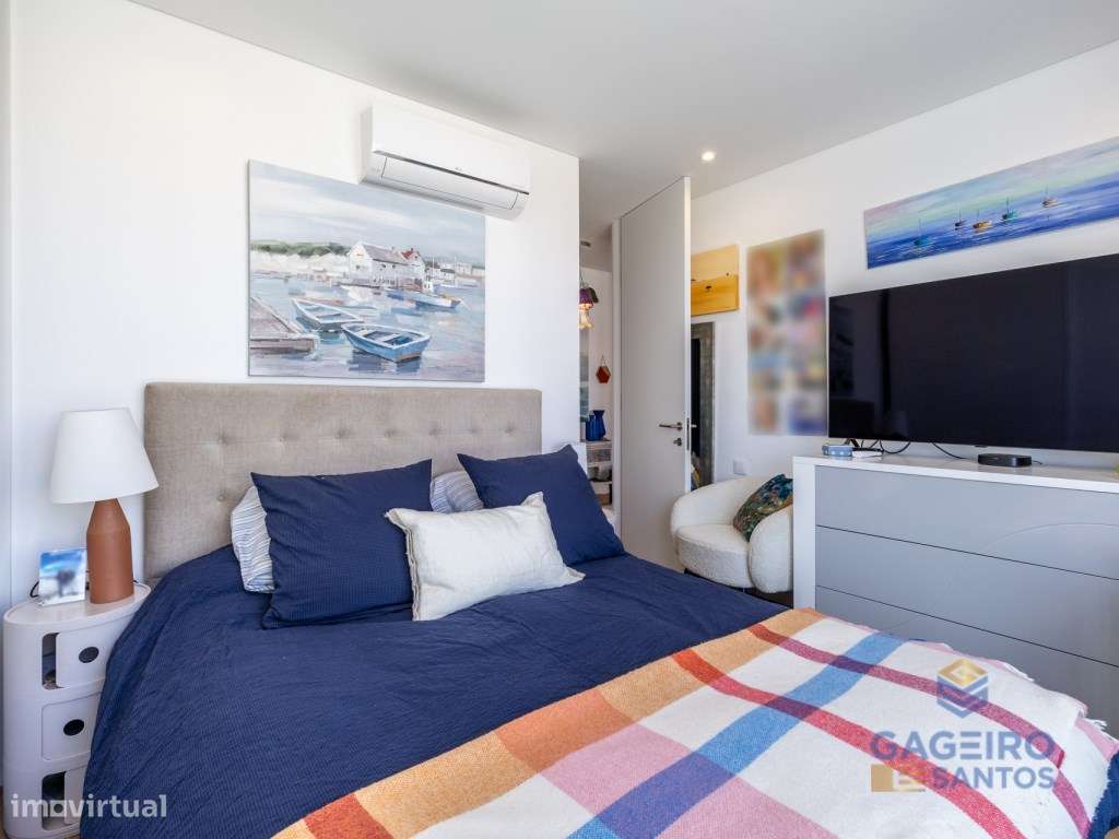 Apartamento T2 na Primeira Linha de Mar - Avenida Marginal, São Mar...-16