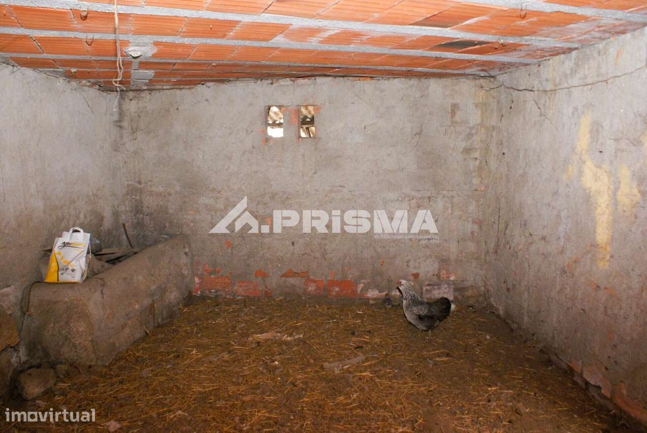 Moradia com espaço exterior para venda em Zebras, Fundão-24