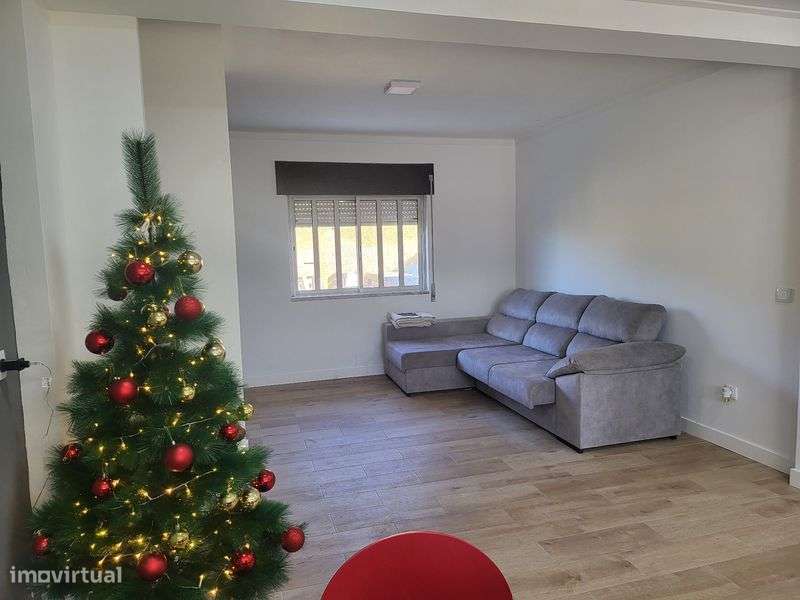 Quinta com 2 moradias - Grande imagem: 4/12