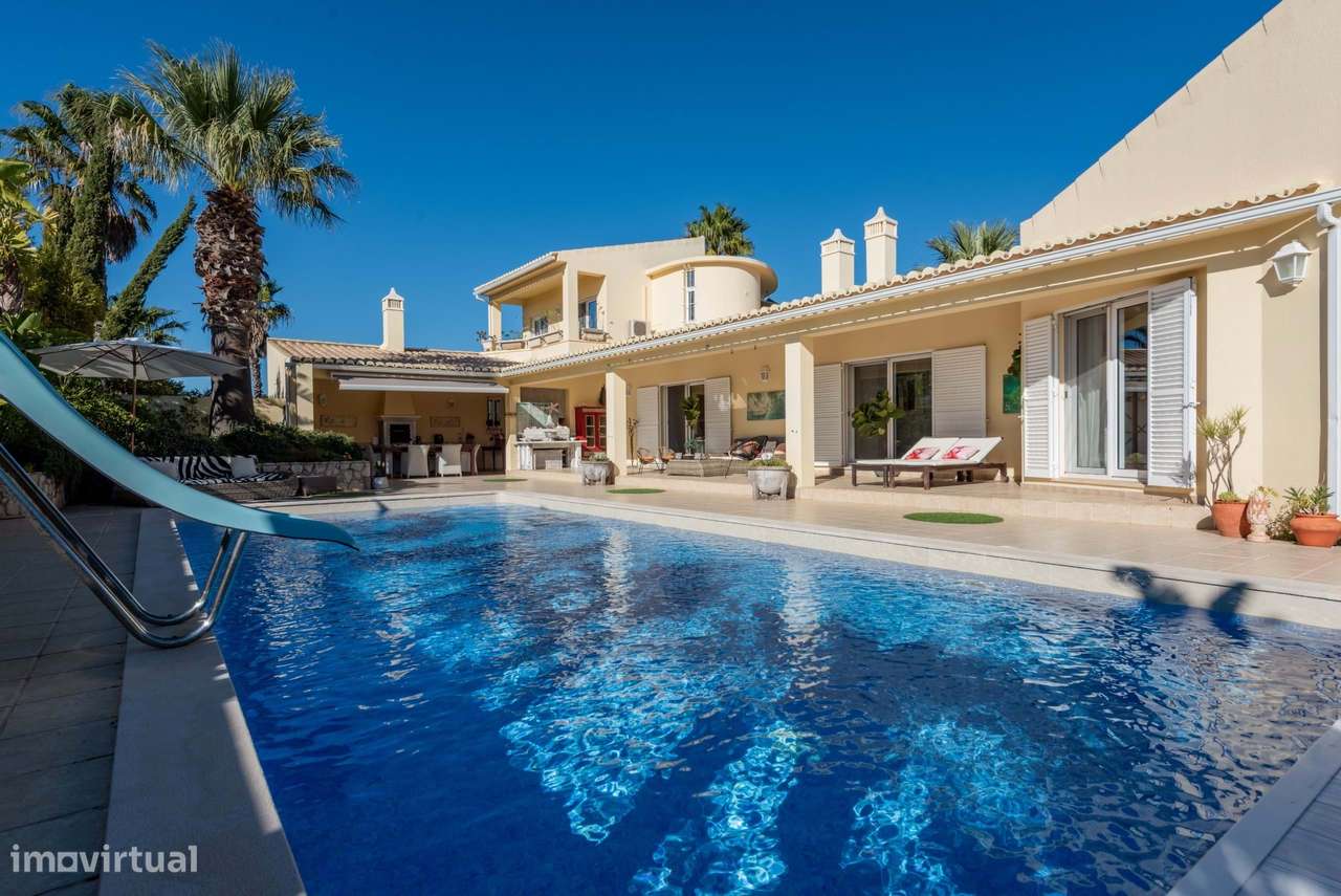 Moradia no campo para venda perto de Lagos - Grande imagem: 4/44