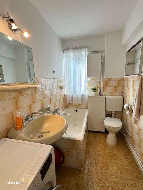 Apartament 3 camere de vanzare, ULTRACENTRAL,  str. Marasesti,  Bacau-18