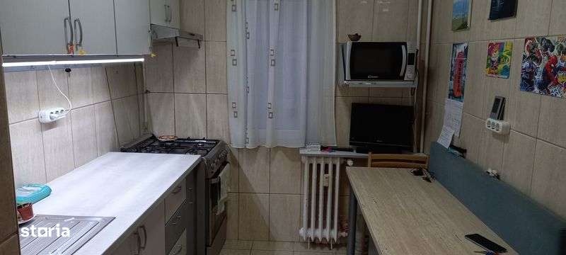 Inchiriez apartament 2 camere - Imagine principală: 4/5