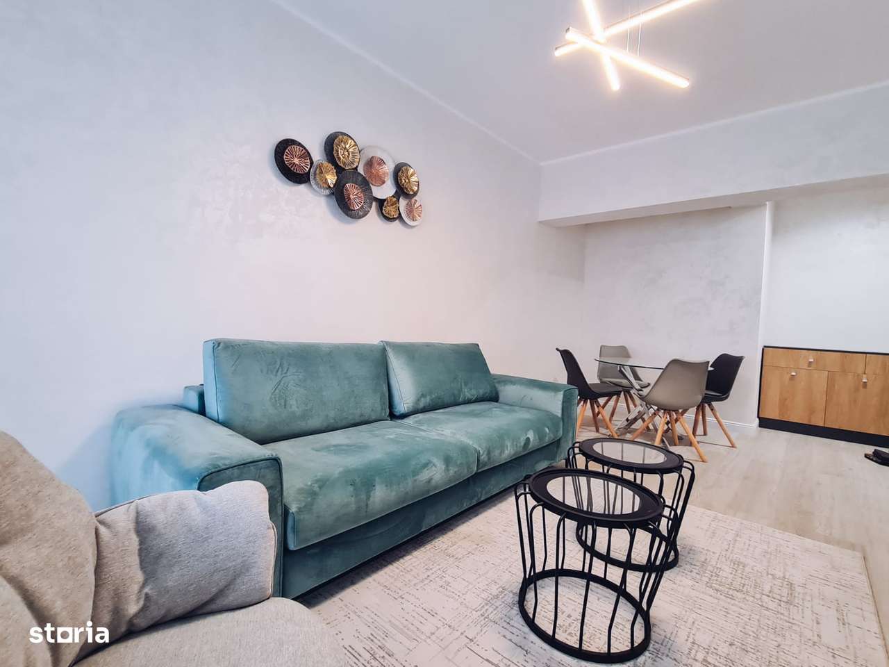 Avans 15% Apartament de vanzare cu 2 camere- Royal Town-0