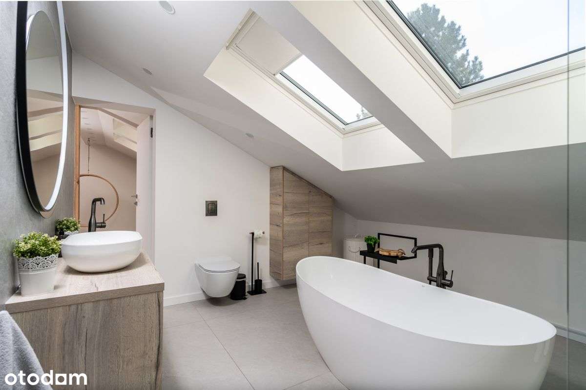 Dom z dużym ogrodem,  na granicy Woli Justowskiej.-6