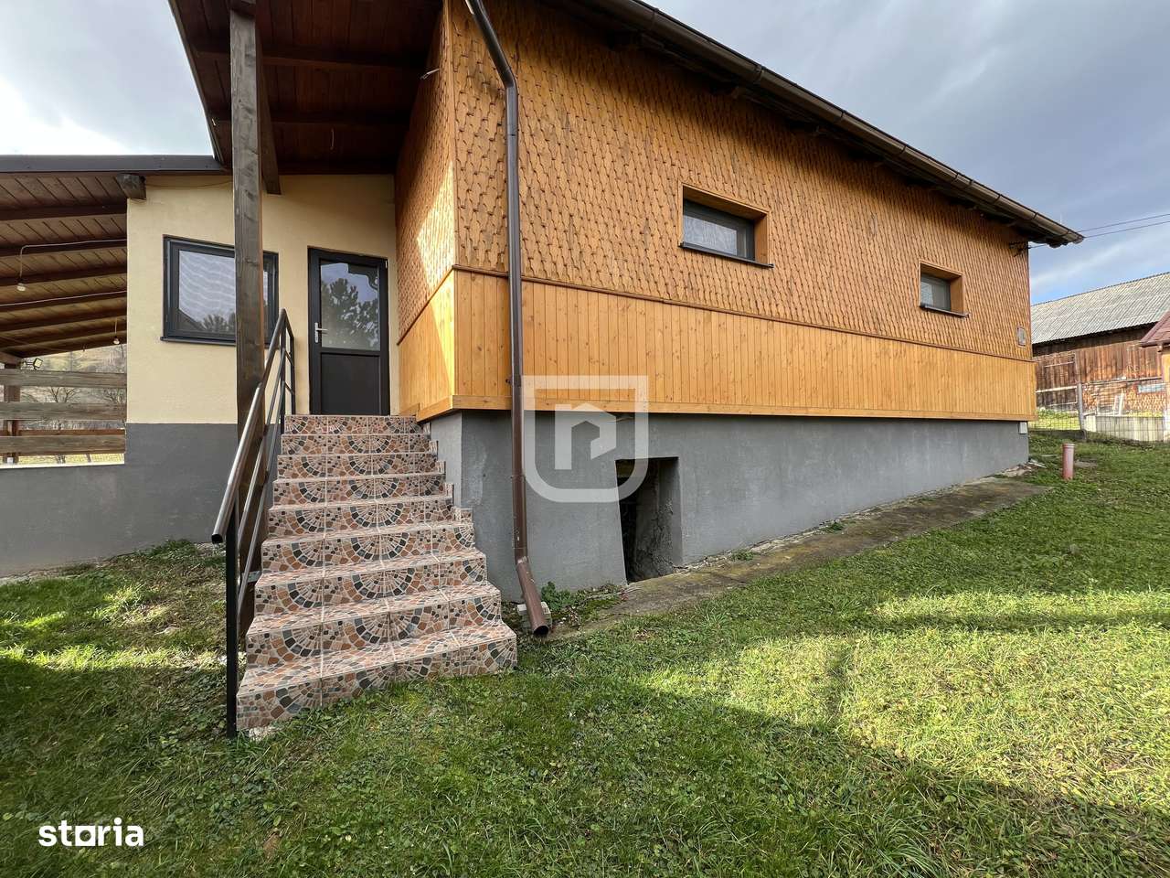 Casa din barne cu 3 dormitoare si pardoseala Gura Humorului-15