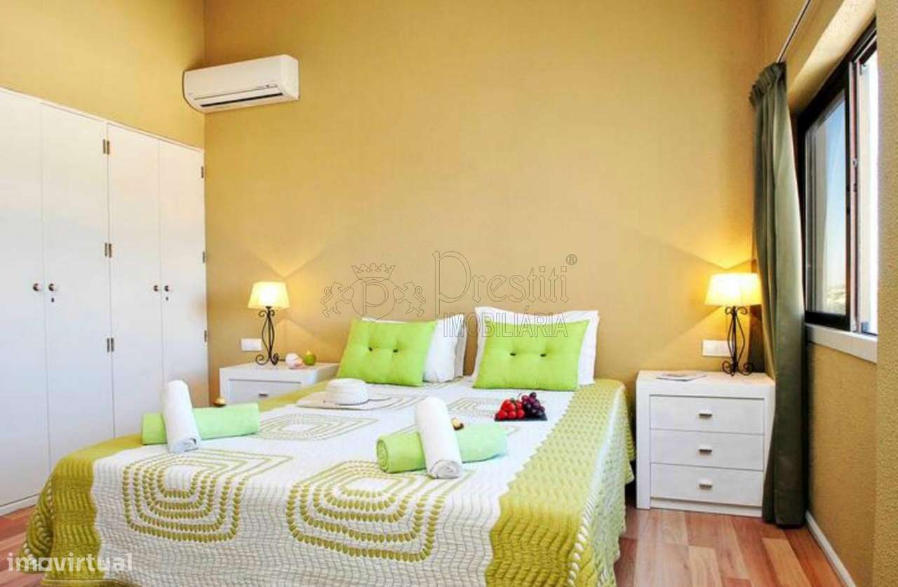 T4 no Algarve com Piscina Privativa e Vista Mar-18