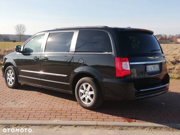 Chrysler Town & Country 3.6 Touring - 11