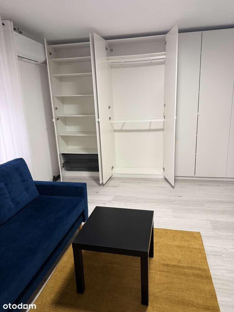 Przytulna, umeblowana kawalerka z miejscem parkingowym i ogrodem - Pełny obrazek: 4/9