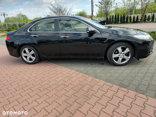 Honda Accord 2.0 Executive - 7