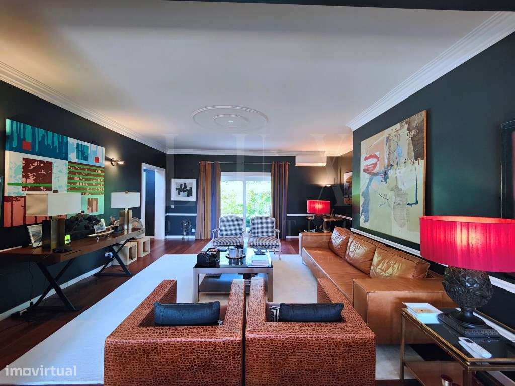 MORADIA DE LUXO NO CENTRO DO ESTORIL-9