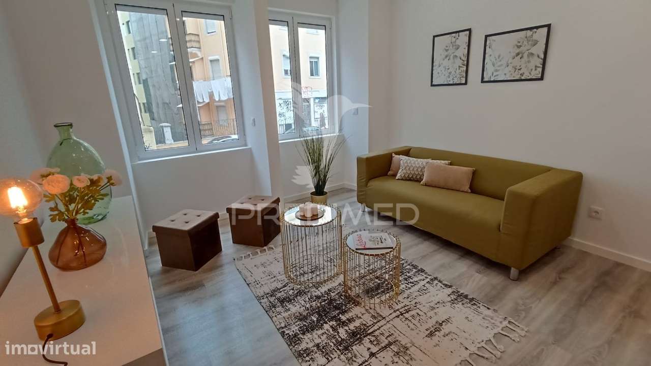 T3 Remodelado com Logradouro em Benfica - Grande imagem: 3/7