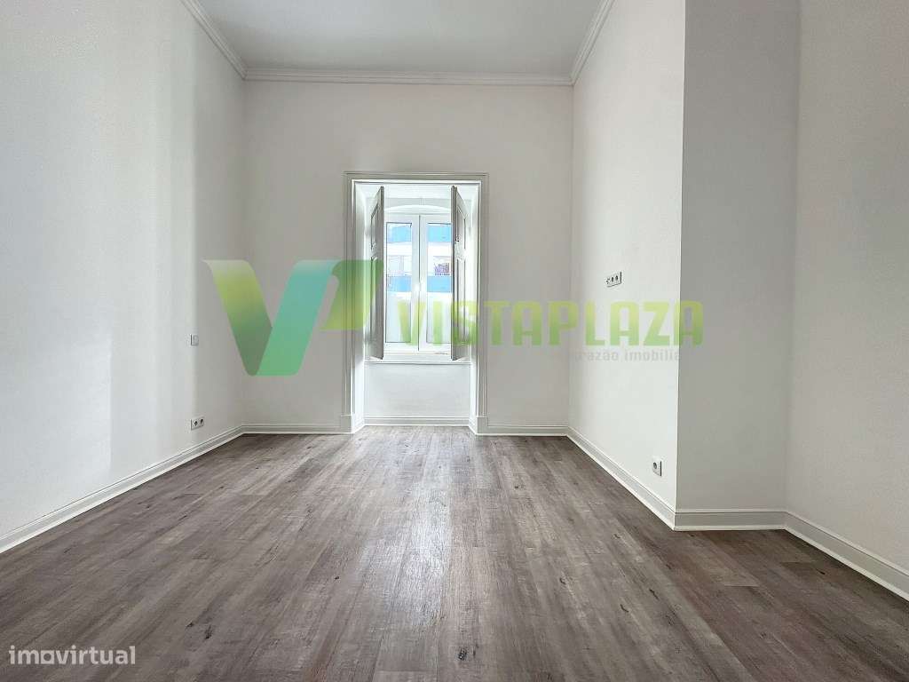Moradia T3 Remodelada Centro de Portimão-18