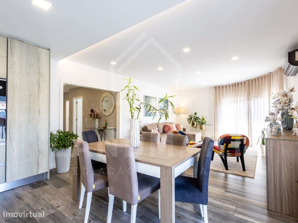 Apartamento T3 Duplex, Centro de Turquel-10