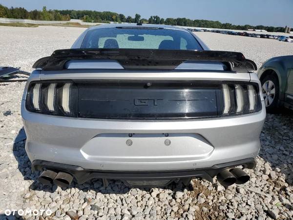 Ford Mustang 5.0 V8 GT - 7