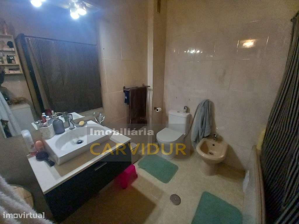 Alto do Seixalinho T3 1ºandar com elevador e arrecadação-11