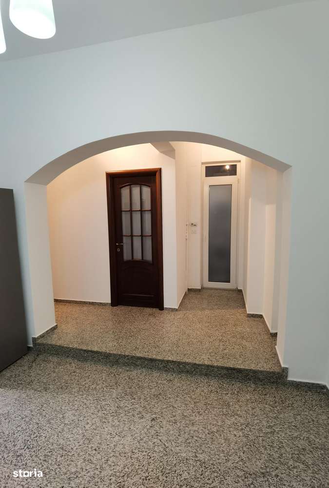 Vanzare apartament trei camere Cotroceni parter metrou Eroilor-5