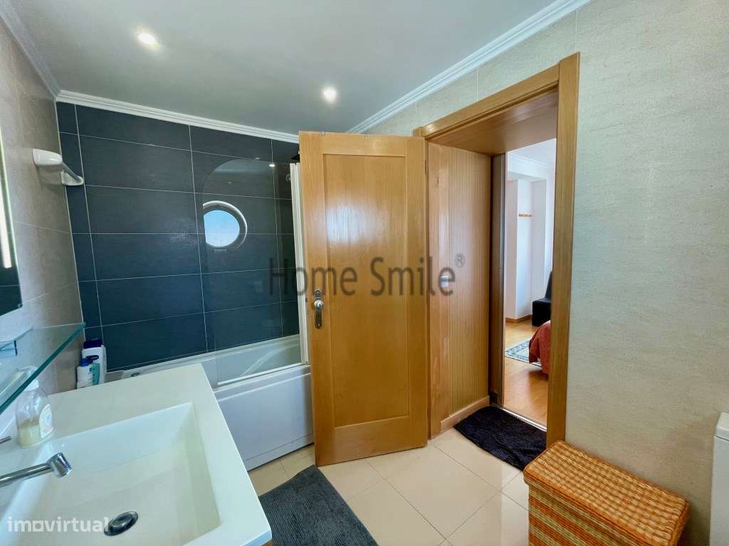 T3 EM CONDOMINIO COM PISCINA. VISTA MAR-31