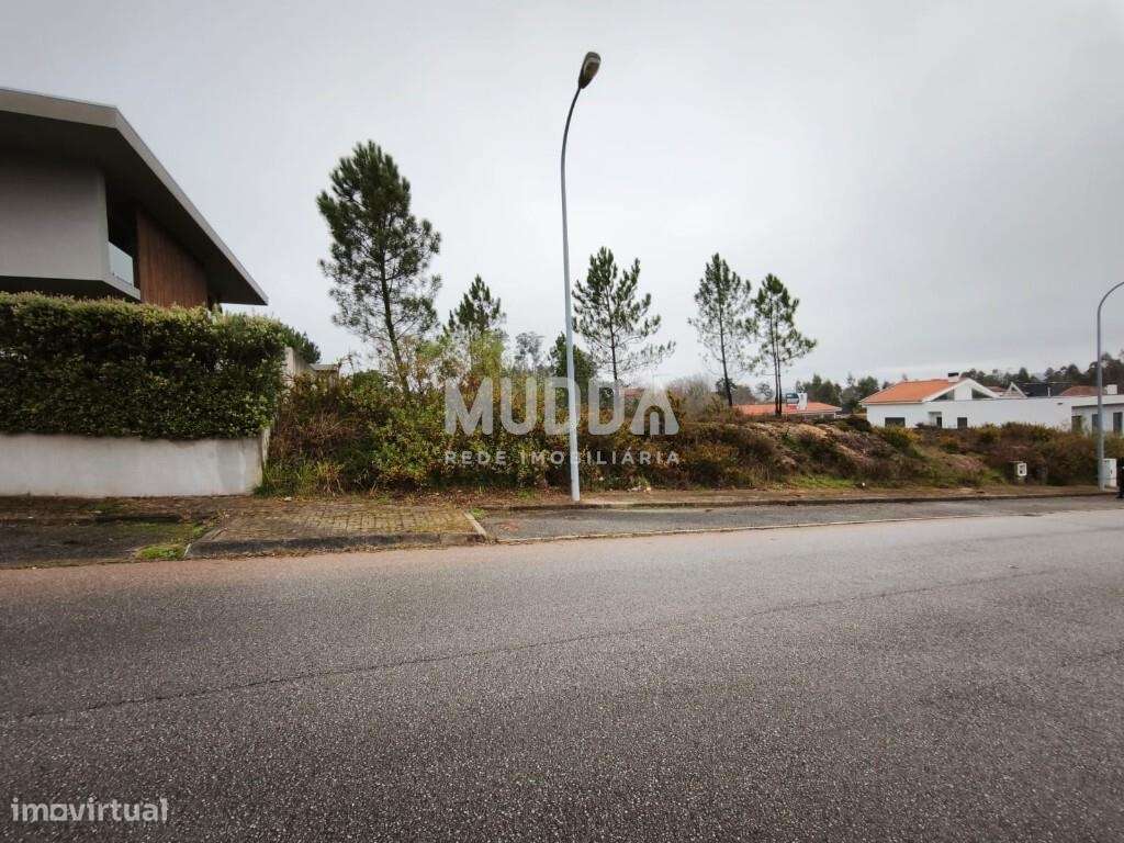 Lote de Terreno Urbano com Projeto de arquitetura–  Valongo do Vouga (-7