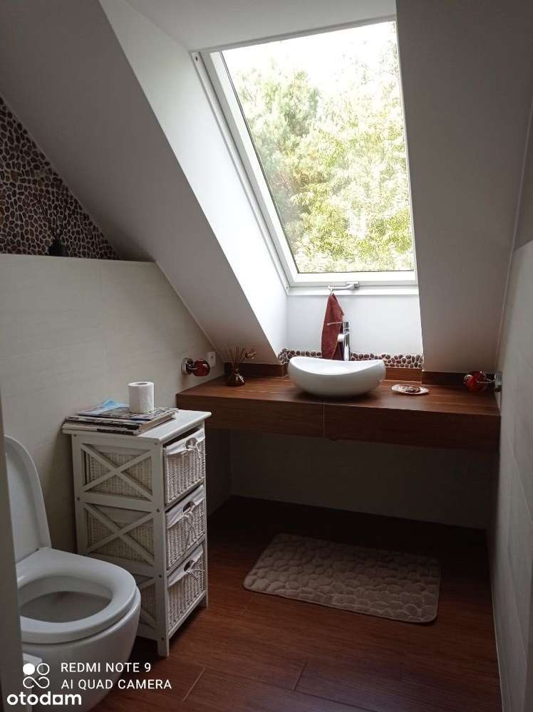 Dom marzeń pod Warszawą – przestrzeń, ogród i niskie koszty-8