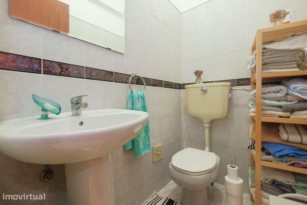 Apartamento T3 em Amora, Seixal - Vista para o Rio-22