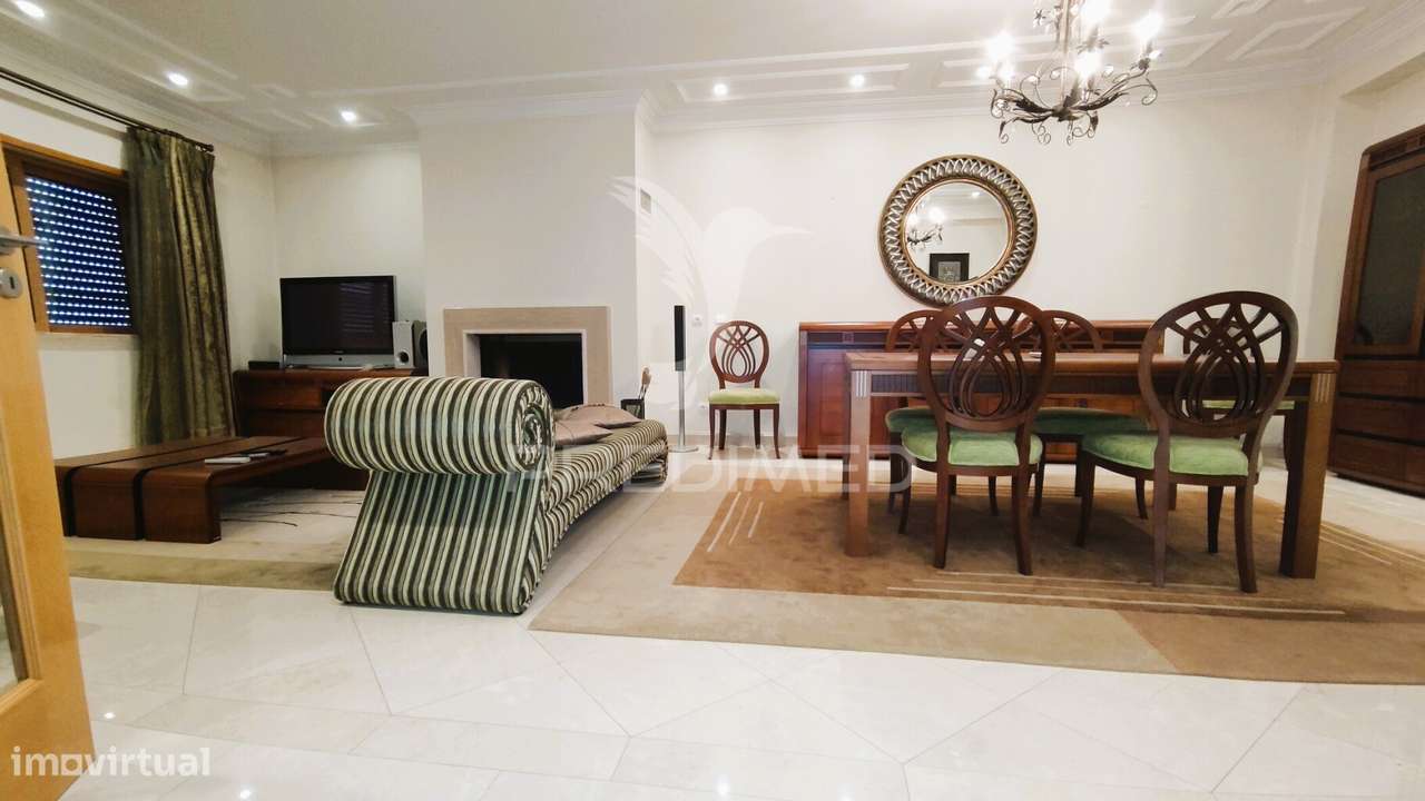 Moradia V4 com Piscina em Lagoa(Algarve) - Grande imagem: 3/29