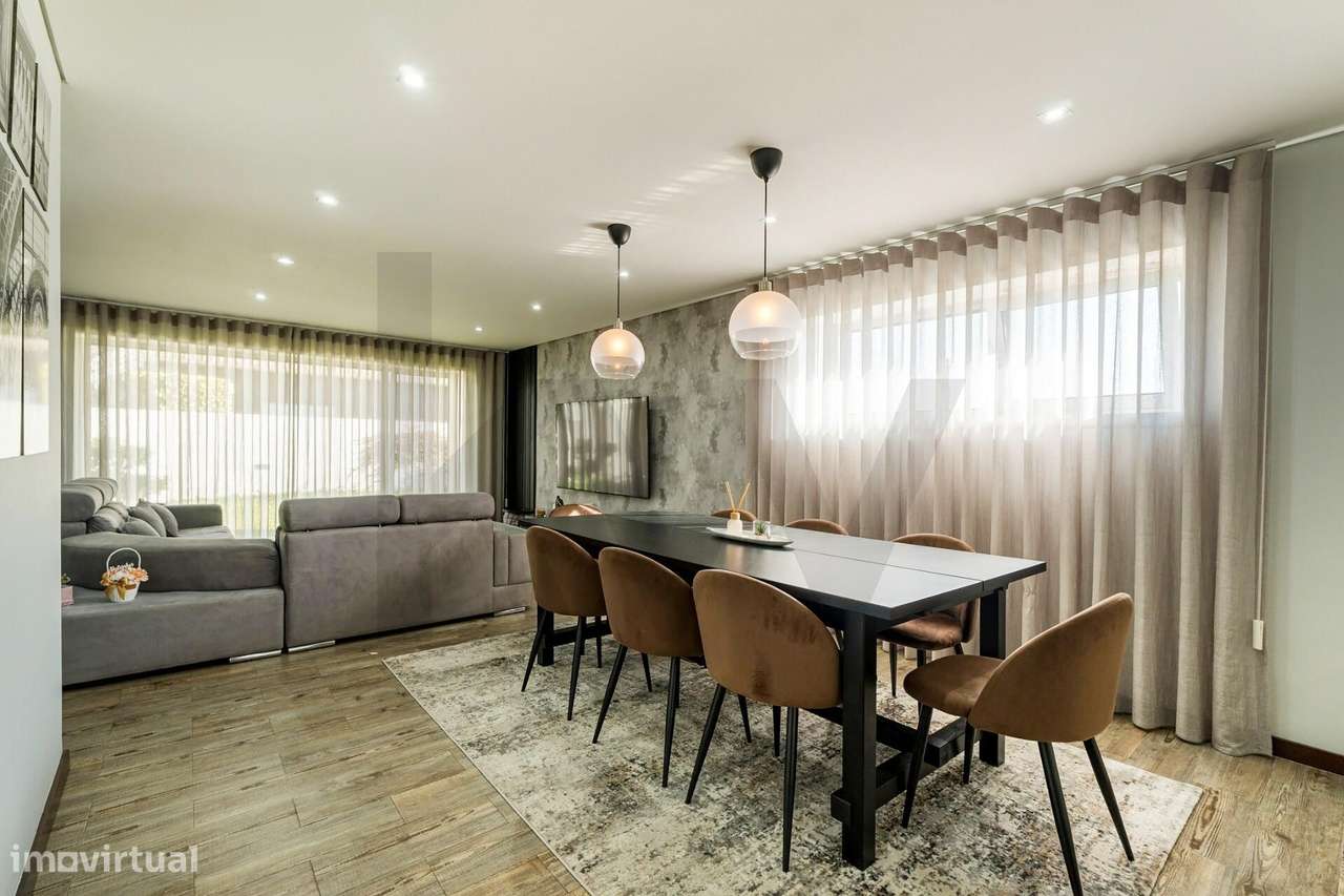 Espaço, Luz e Privacidade | Moradia T3 com 903 m2 de Terreno e Suite e-8