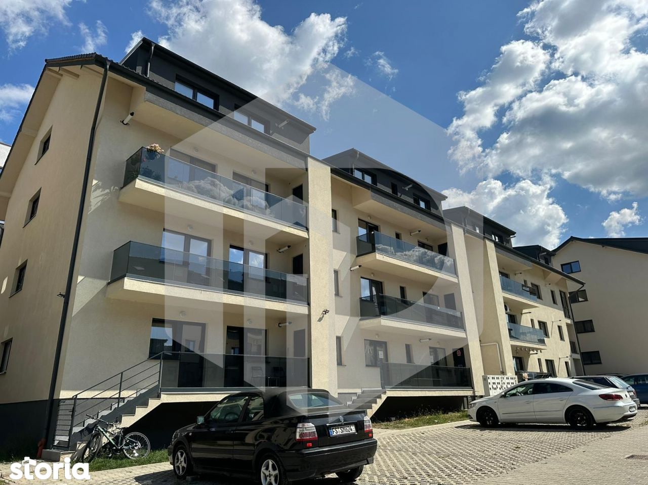 Etaj 3 / Apartament 2 camere / Total Decomandat / Mihai Viteazul