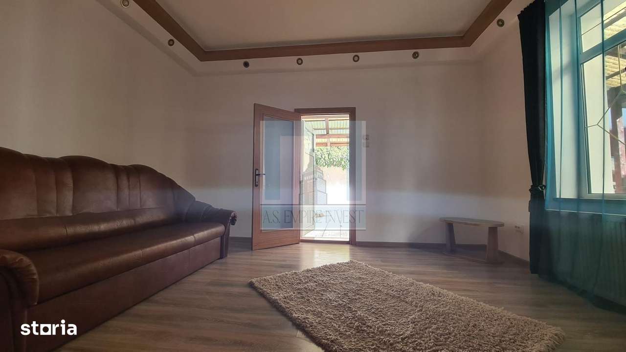 Casa, 4 camere, singur in curte - zona Schei - Imagine principală: 2/20