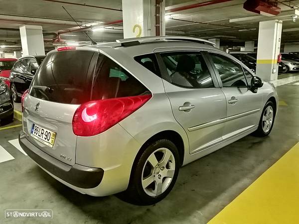Peugeot 207 SW 1.6 HDi Active - 4