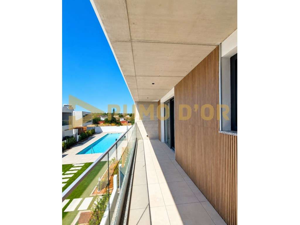 Moradia T4, garagem e piscina em Condomínio privado Albufeira-22
