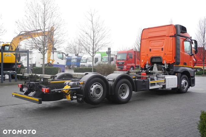 Mercedes-Benz Actros 2542 E6 BDF 6×2 / FULL ADR / 260 tys.km !! / trzecia oś podnoszona i skrętna / 3szt - 4