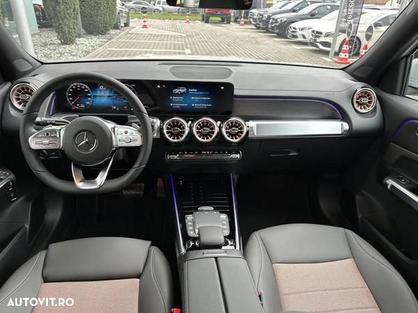 Mercedes-Benz EQB 300 4MATIC - 15