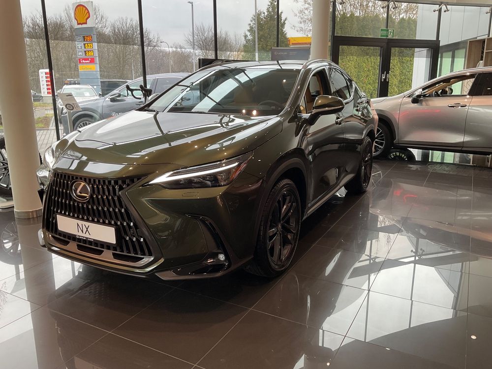 Lexus NX II 450h+ Prestige AWD 2025