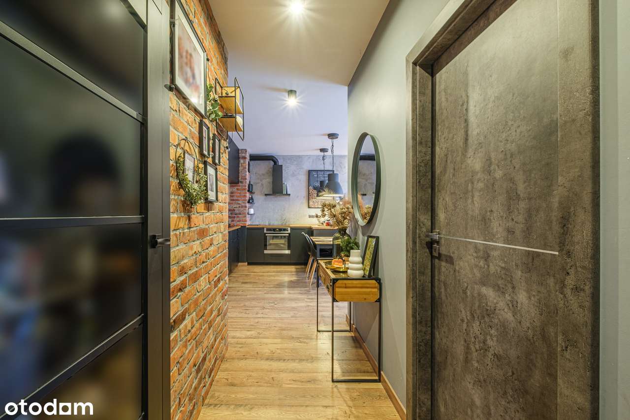 3 pokoje z dużym balkonem i klimatyzacją | 700 m do PKM | 2017 r-8