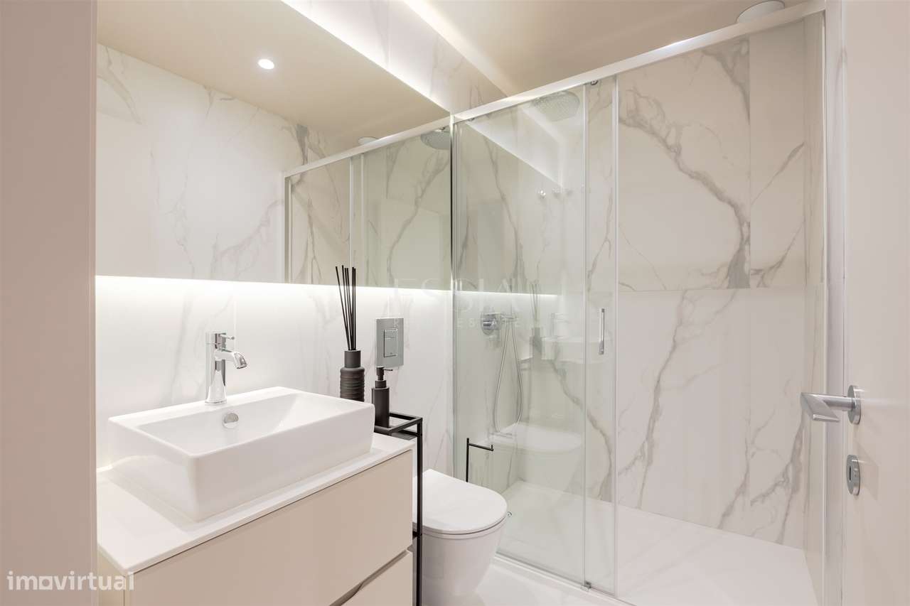 T3 Varanda 14m2 Vistas Rio e Mar Jardins Arrábida | T3 Gaia The Yard-25