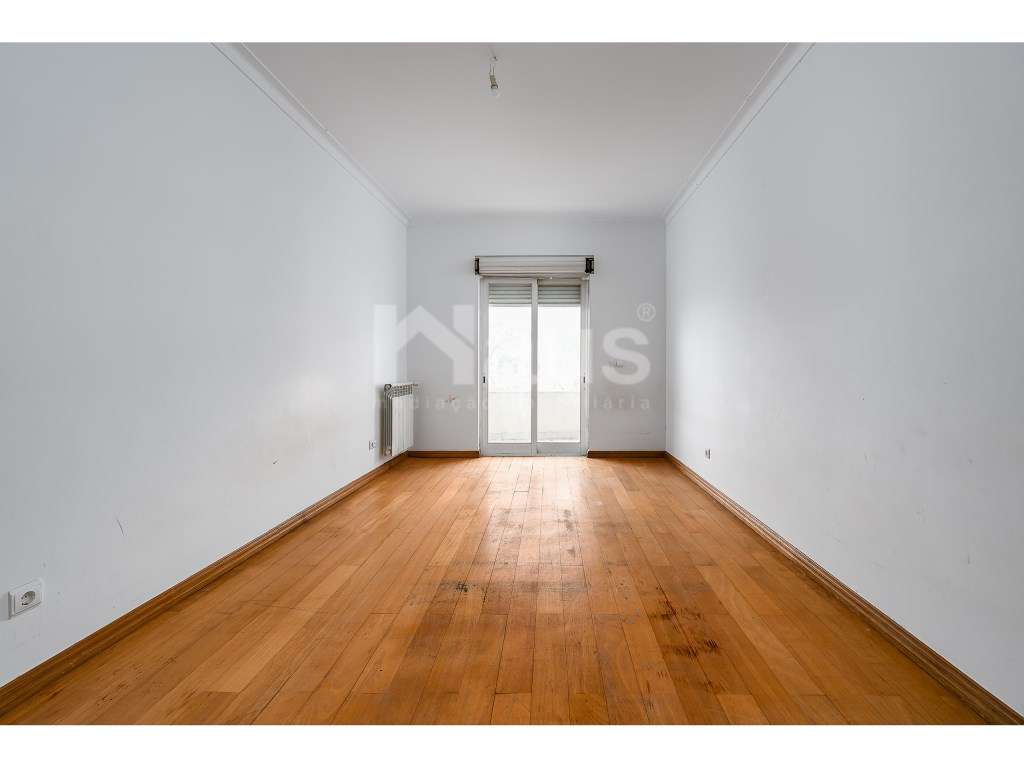 T3 com parqueamento e arrecadação-12