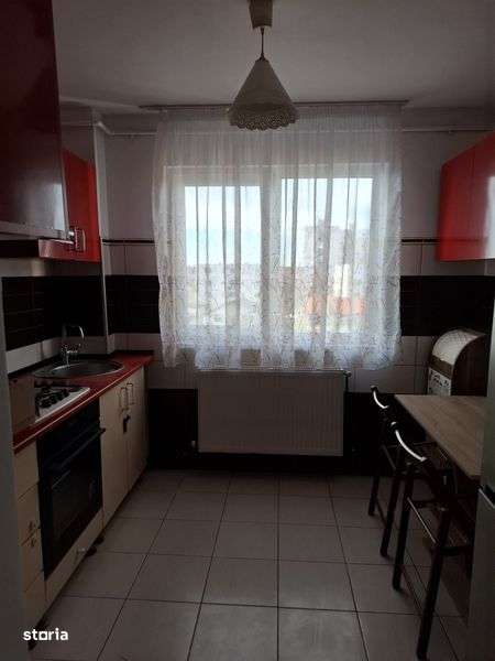 Închiriere apartament 3 camere - Imagine principală: 4/8