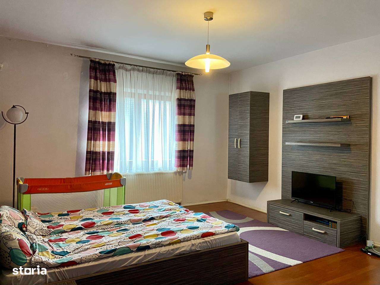 Garsoniera de inchiriat - Imagine principală: 3/5