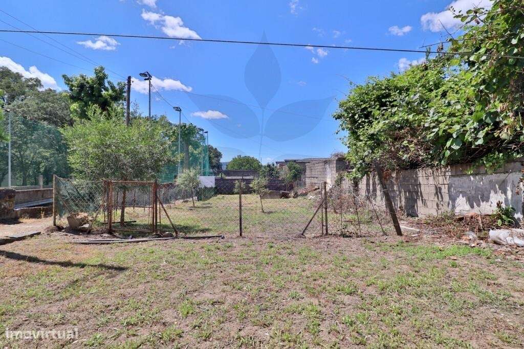 Cave com destino habitação para venda em Ruães - Andar moradia - Grande imagem: 5/13