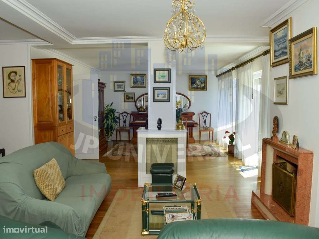 APARTAMENTO T5 NA AVENIDA MARQUÊS DE POMBAL DE LEIRIA COM VISTA PAR... - Grande imagem: 5/24