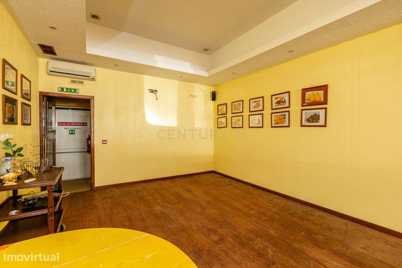 Espaço comercial  à Venda junto à Marina de Faro – 291,95 m² - Grande imagem: 5/17