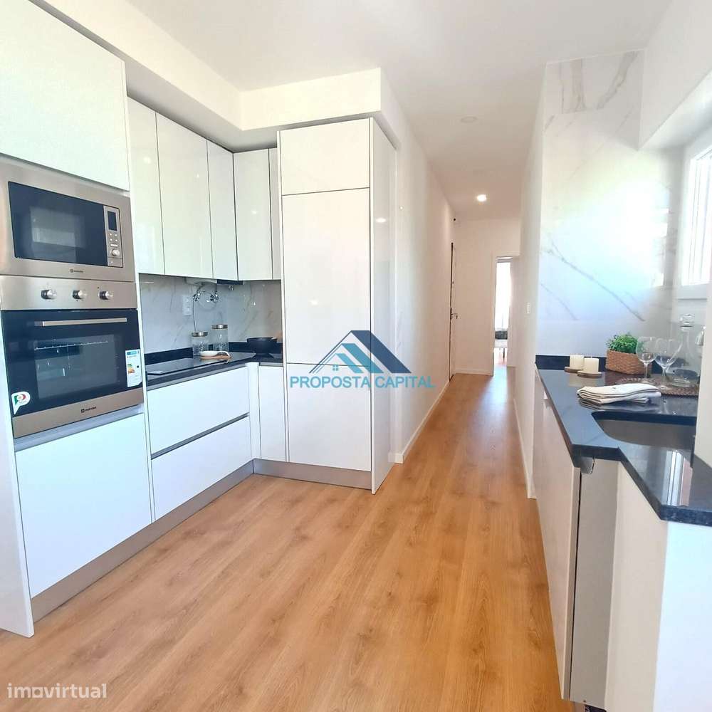 Apartamento T3 - Em Remodelação Total-4