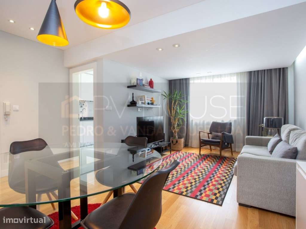Apartamento T2 Lisboa/ Arco do cego-3