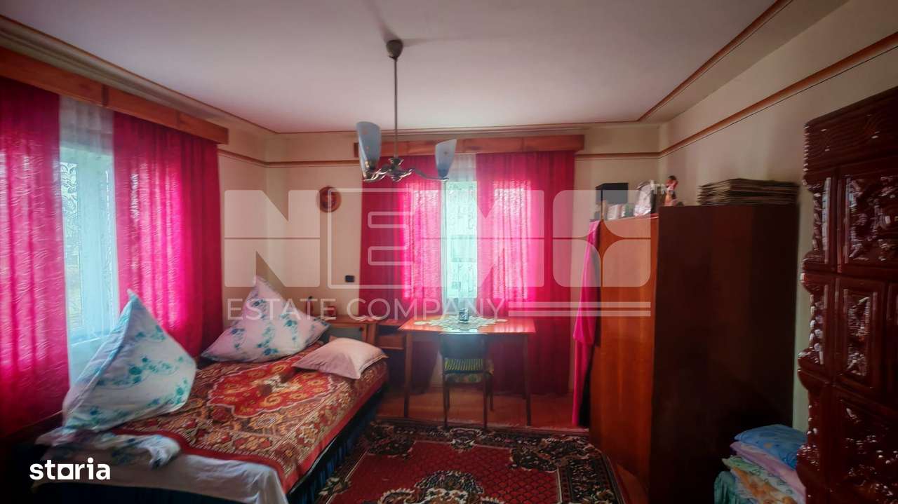 Vilă 5 camere | 200 mp utili | Teren 4.361 mp | Demisol + Mansardă - Imagine principală: 5/17