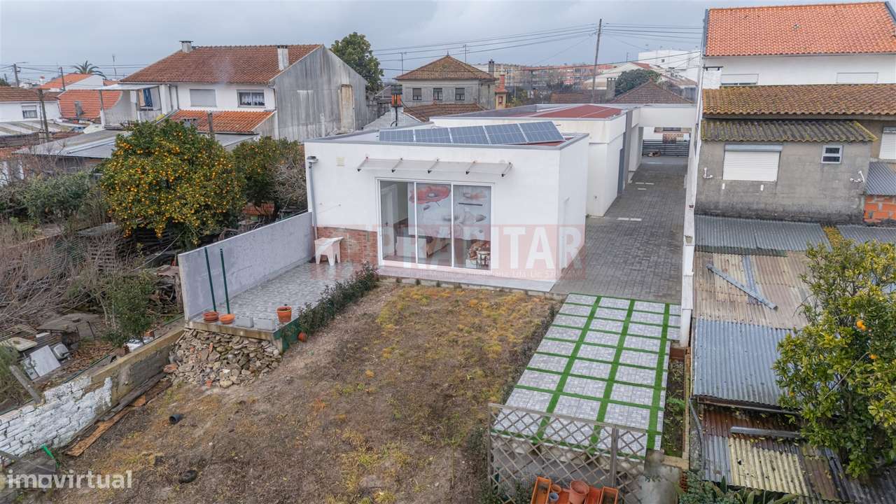 MORADIA T3 COMO NOVA EM AVEIRO/SANTA JOANA-31